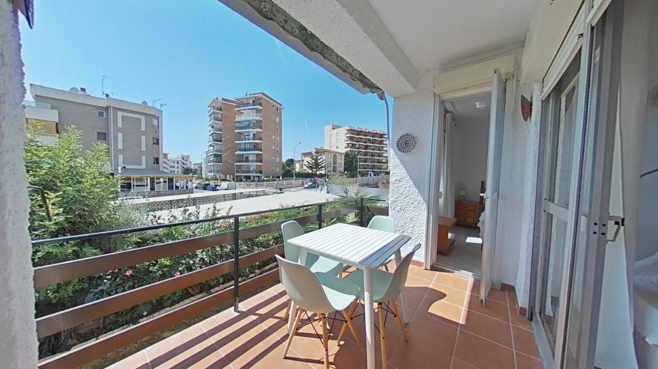 Acogedor En La Carihuela Con Plaza De Garaje Garantizada! Sol Montemar Torremolinos Exterior foto