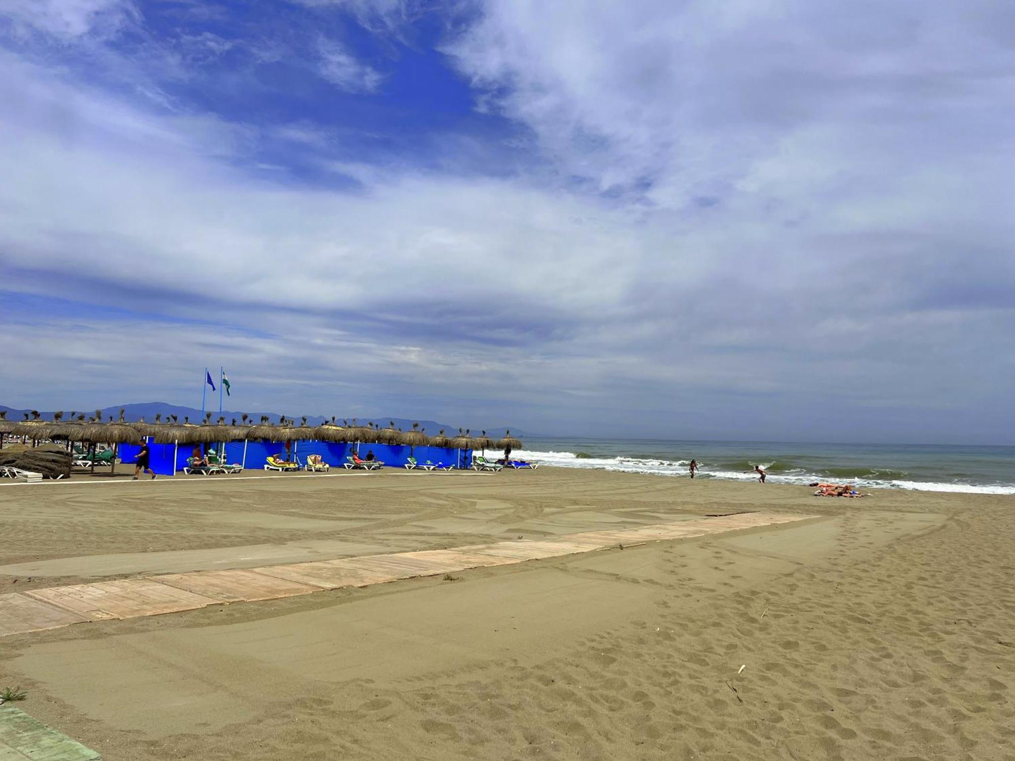 Acogedor En La Carihuela Con Plaza De Garaje Garantizada! Sol Montemar Torremolinos Exterior foto